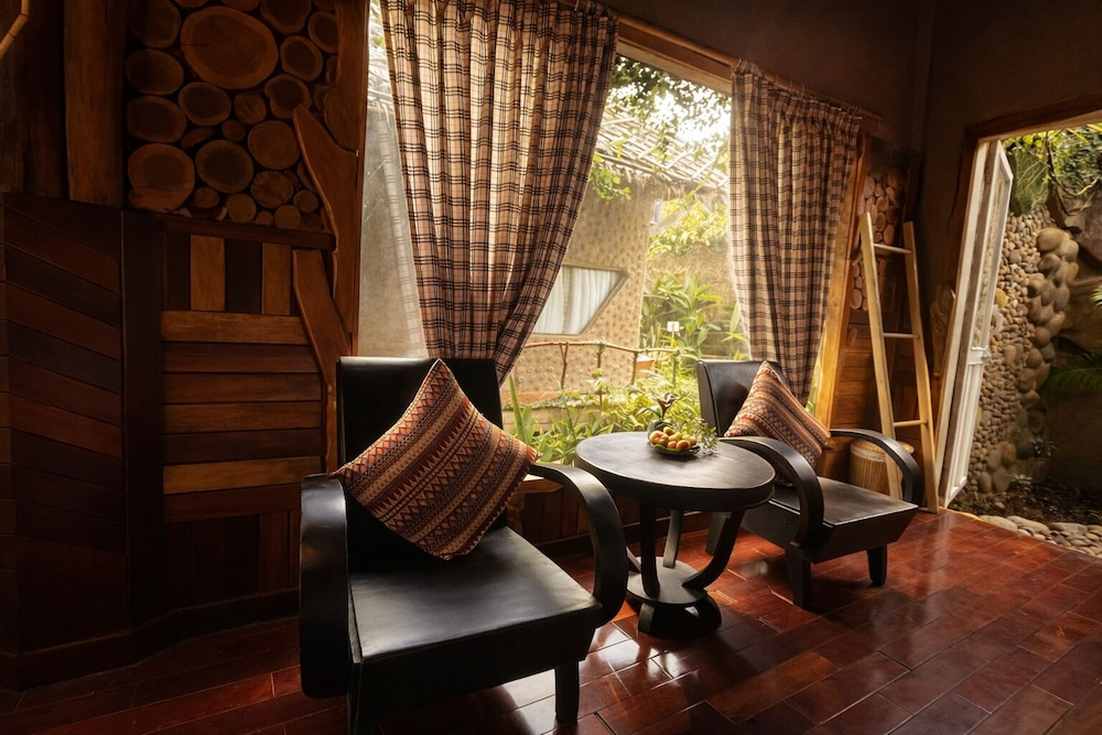 Mekong Silt Ecolodge