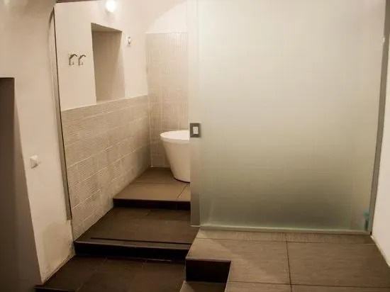 4 Rooms