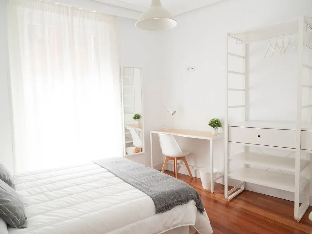 Slow Suites Sol