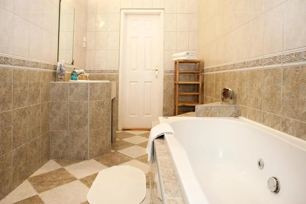 Liana-Luxury And Central Flat