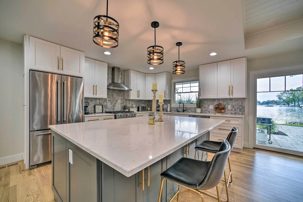 Fenton Home w/ Patio & All Sports Lake Access