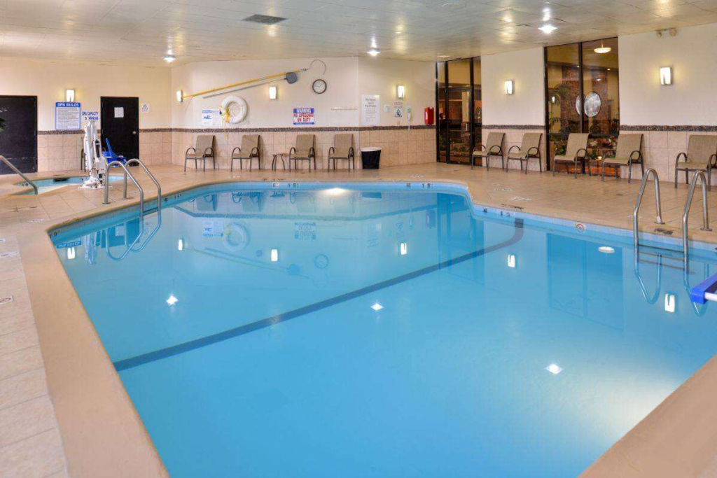 Ramada Plaza by Wyndham Sheridan Hotel & Convention Center