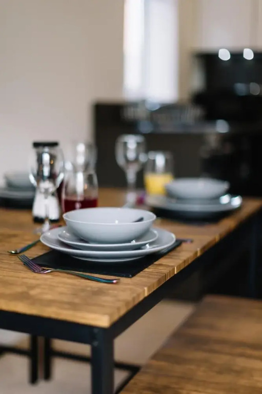 Palmerston House 2 Bedroom Apartments, Reading - 2 Bathroom with Parking