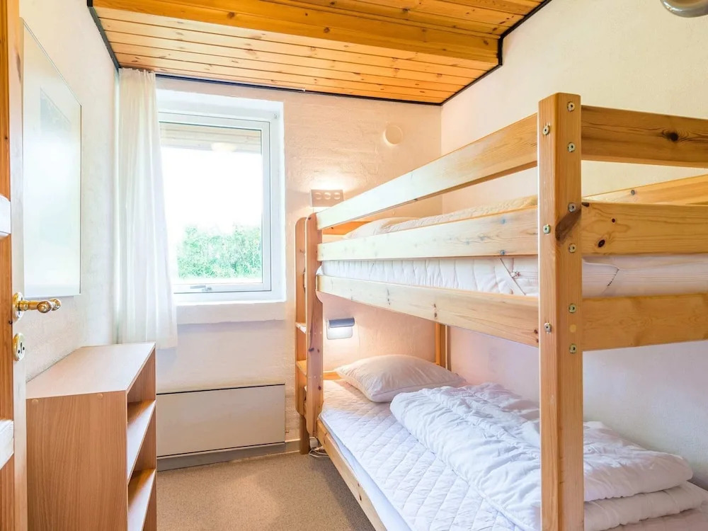6 Person Holiday Home in Oksbol