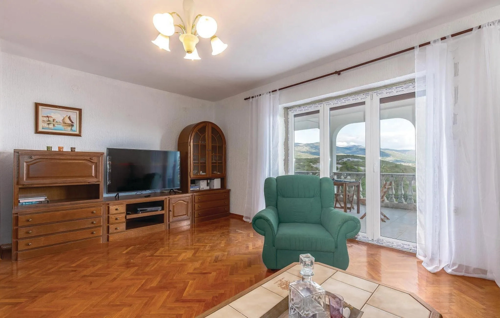 Cozy Home In Novi Vinodolski