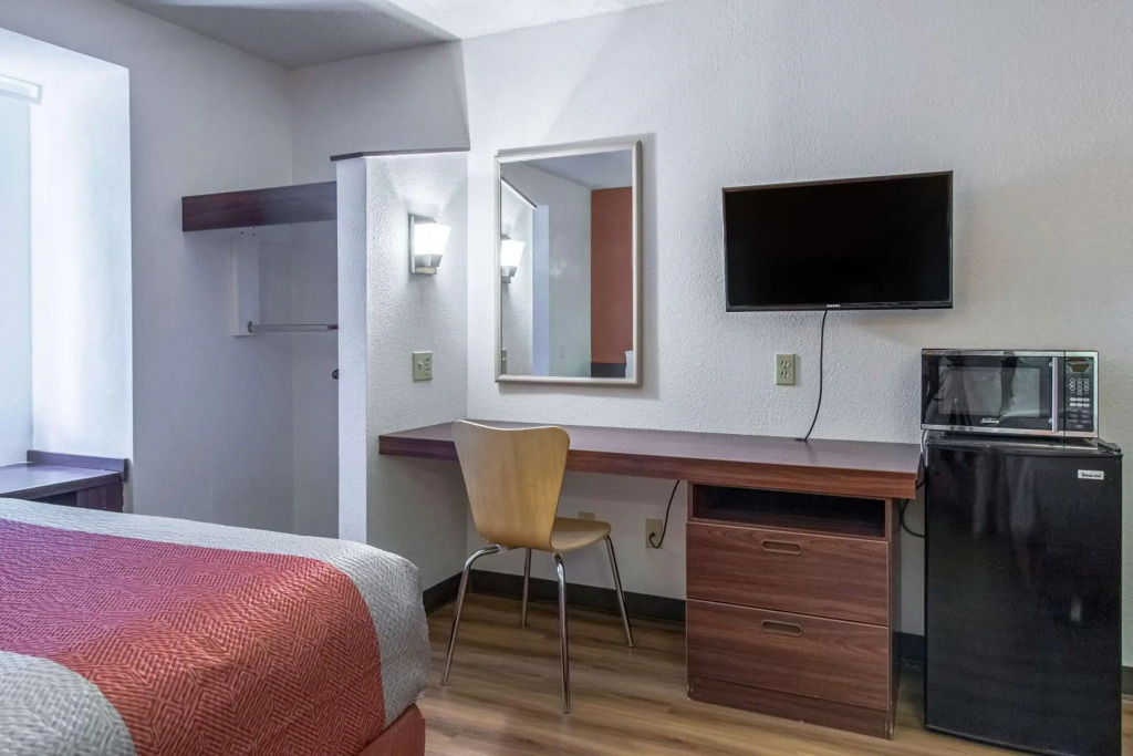 Motel 6-Streetsboro, OH