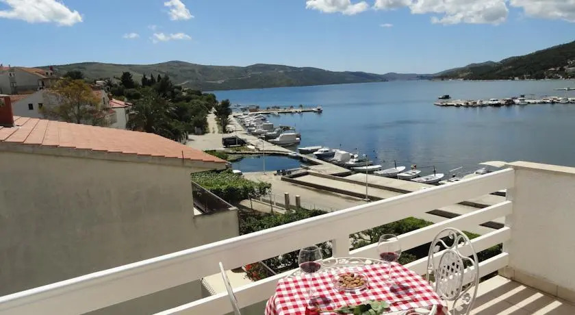 Villa Samac