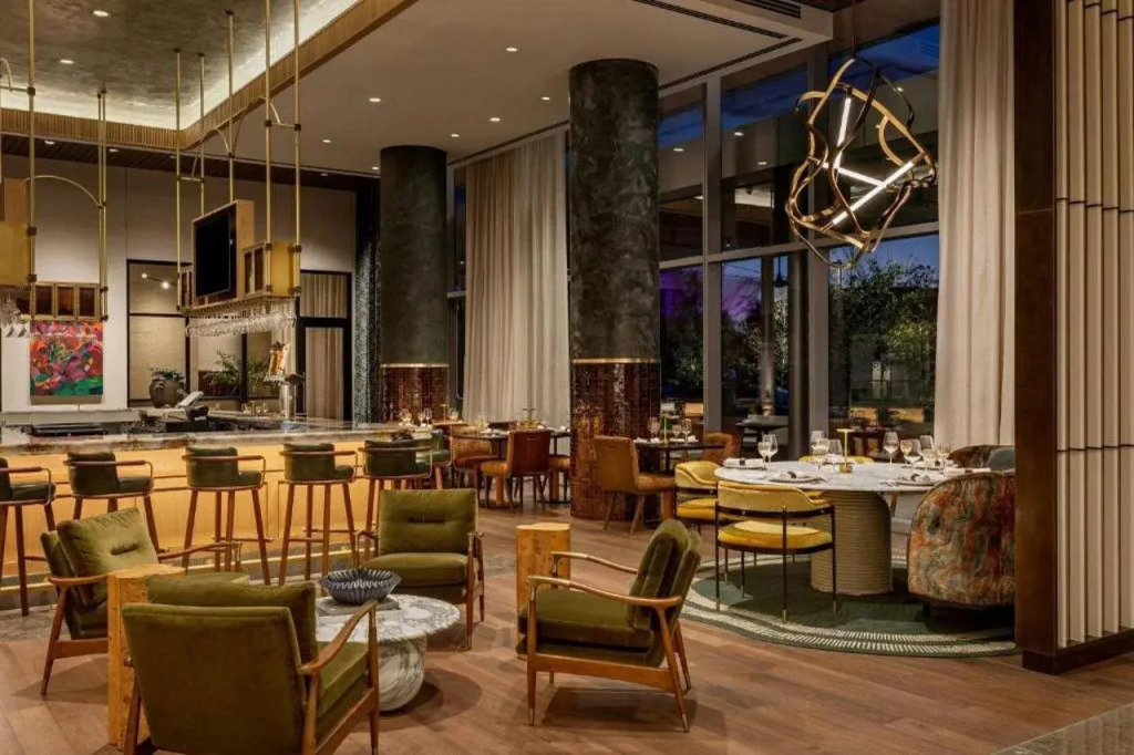 HALL Park Hotel, Autograph Collection