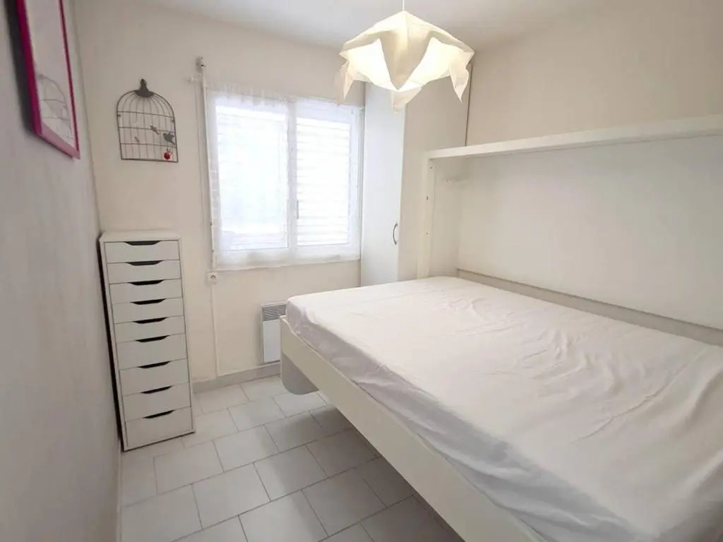 Appartement Six-Fours-les-Plages, 3 pièces, 6 personnes - FR-1-316-283