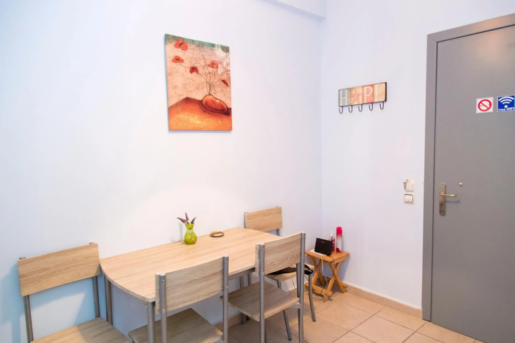 aris apartment