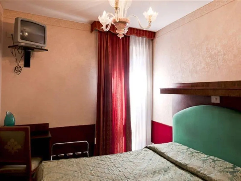 Moderno Hotel