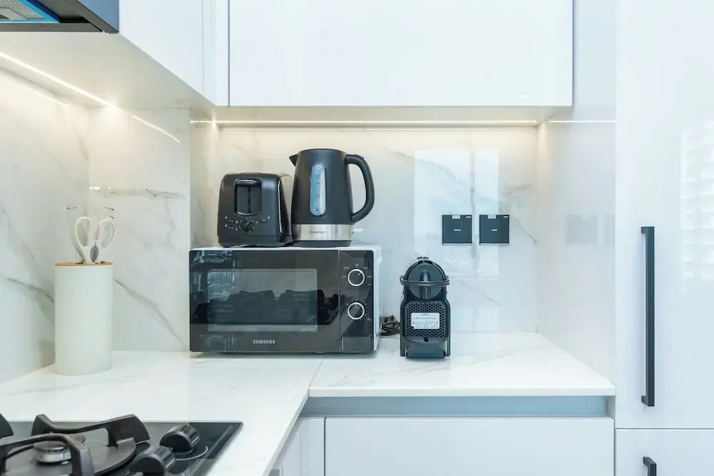 PVH - City View 1BR - Binghatti House