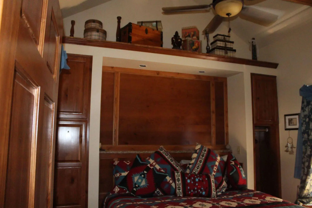 All Seasons Treehouse Village