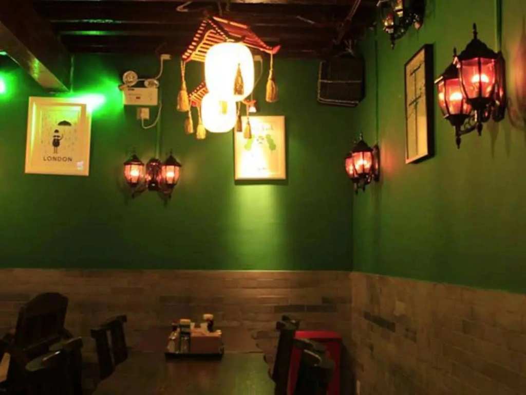 Dragon King Hostel