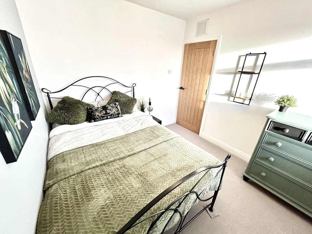6 Guests - 3 Bed House in Chester-le-street