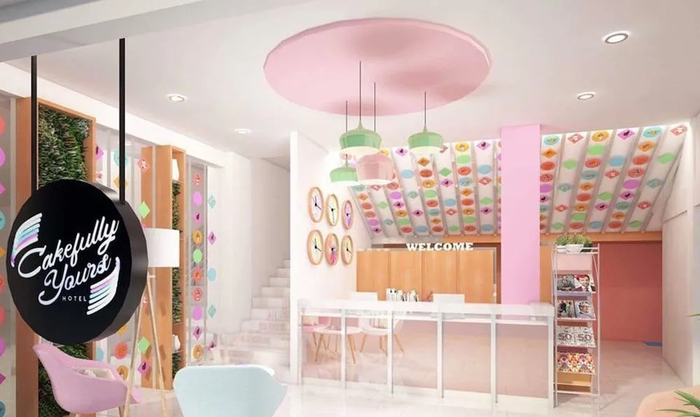 UrbanView at Lacson Street Bacolod City by RedDoorz