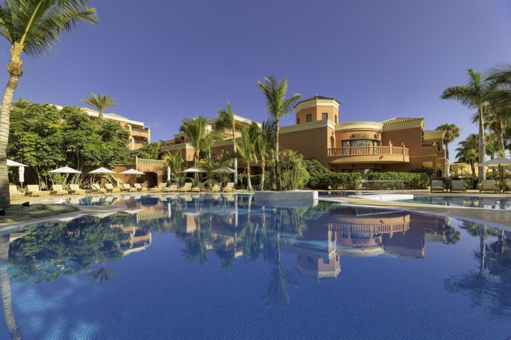 1881 Tenerife Madrigueras Golf Hotel