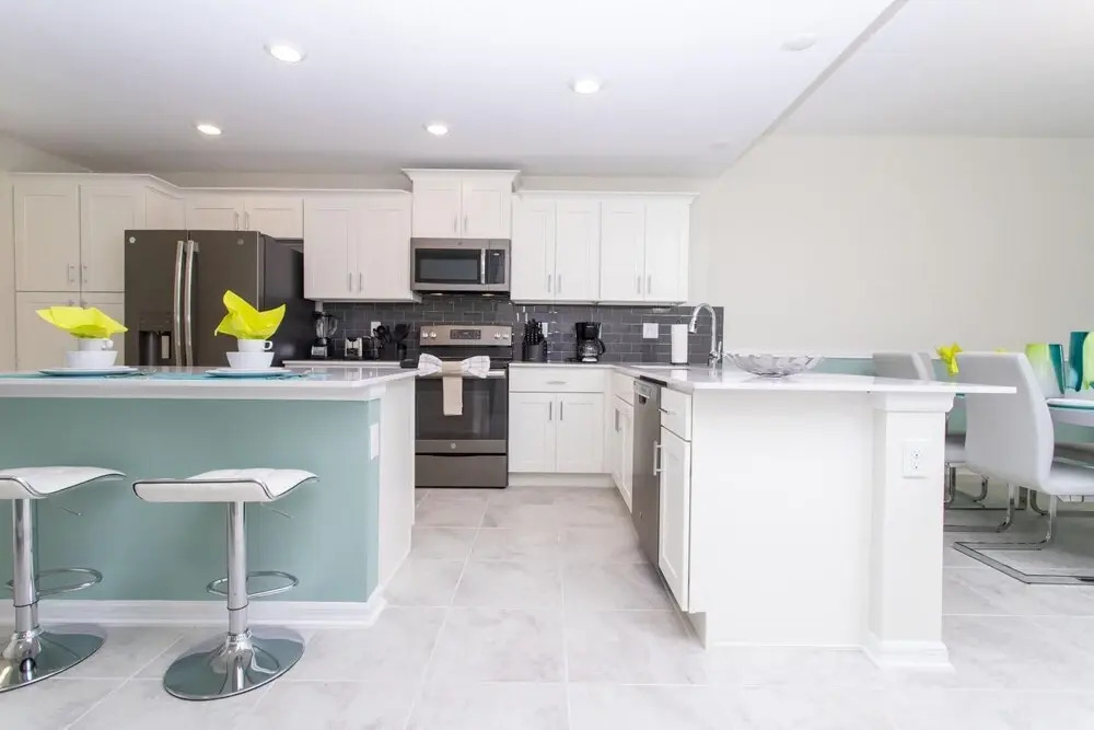 Wonderful 2 Bd Apartment Close to Disney Storey Lake 204 3180