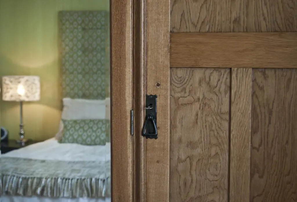 Six on Scott Guesthouse
