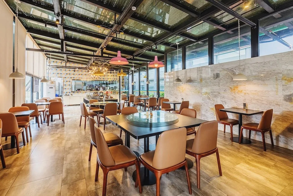 The Borrman Hotel Kunming KMG