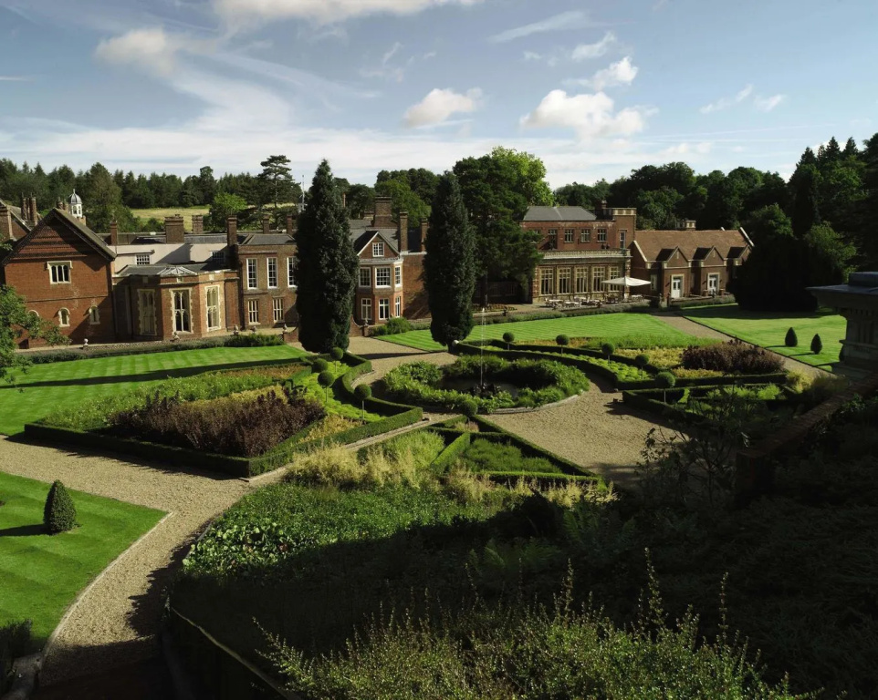 Wotton House Country Estate Hotel