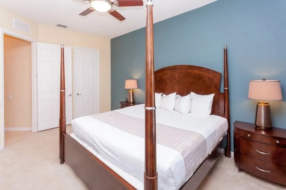5036 Shoreway Loop 406 3 Br condo by RedAwning