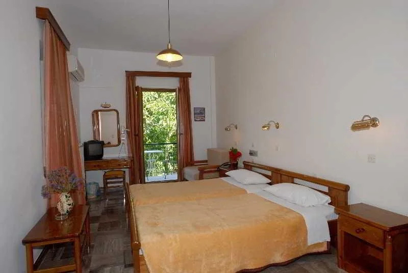 Hotel Adonis