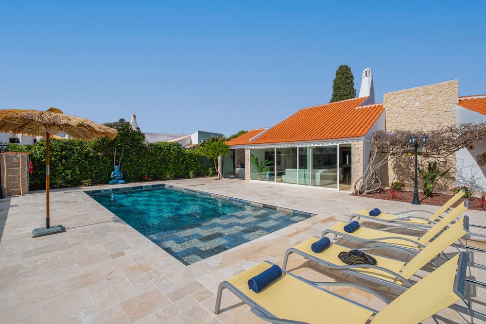 Villa Sapphire