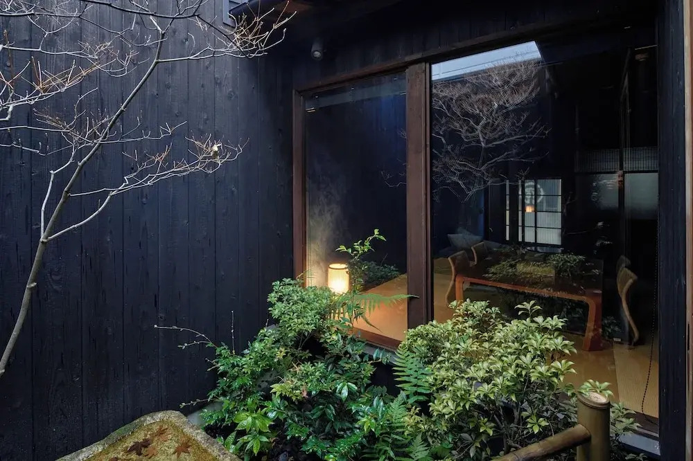 YADORU KYOTO HANARE Mizunoe No Yado