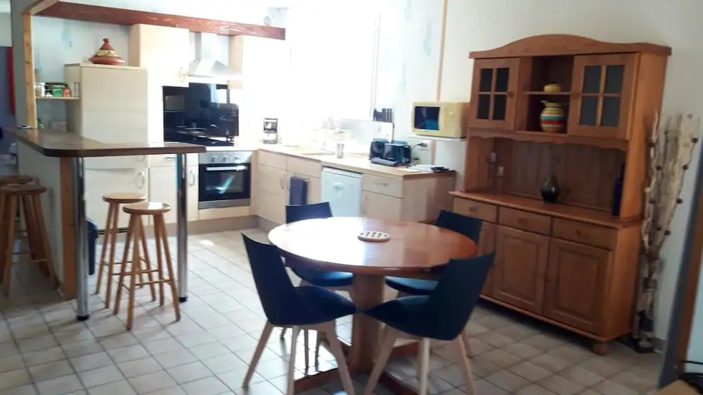 Apartment With 2 Bedrooms in Toulouse, With Shared Pool, Furnished Balcony and Wifi - 168 km From the Beach