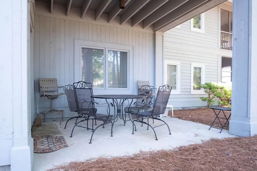 Tidewater Condo 1221-6 by RedAwning