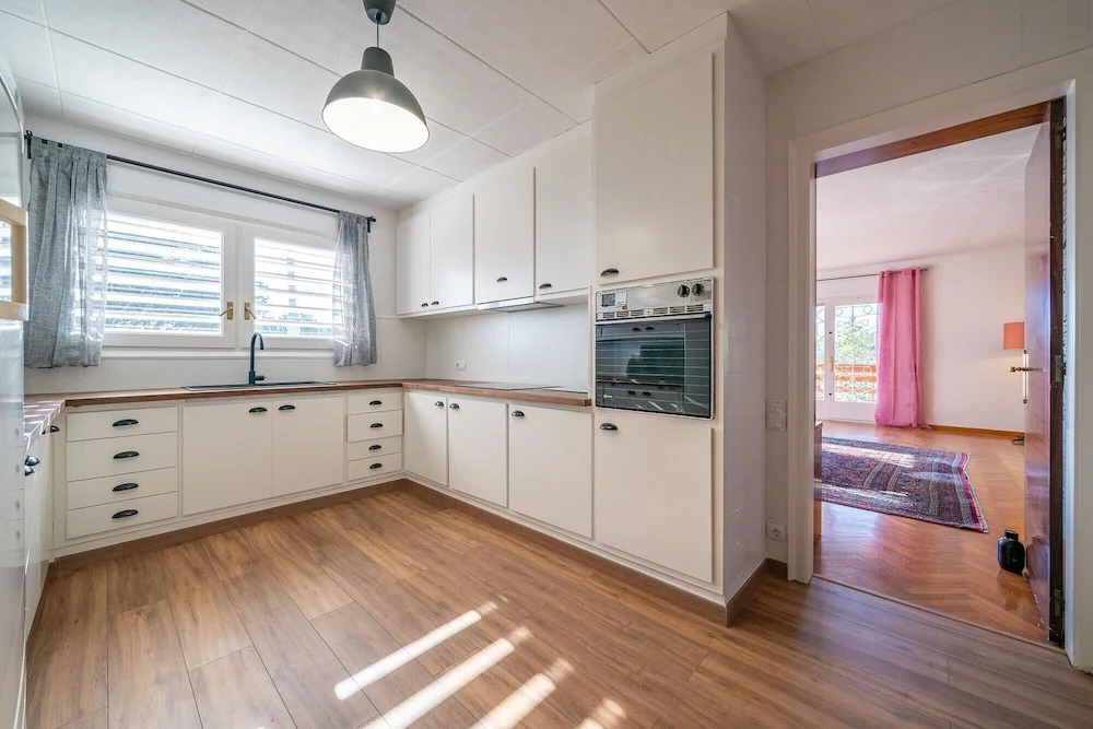 HomeHolidaysRentals Fragance Apartment