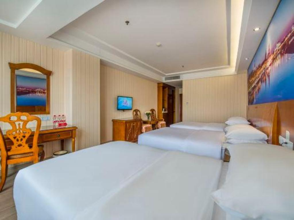 Vienna Hotel Guangdong Huizhou Maidi South Road