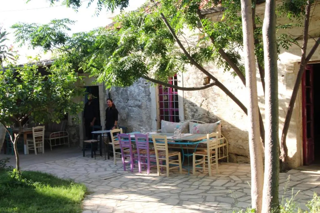 Olympias Studio "Pitsidia"