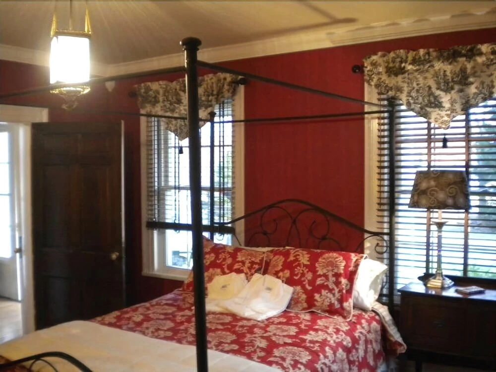 VanWinkle Inn