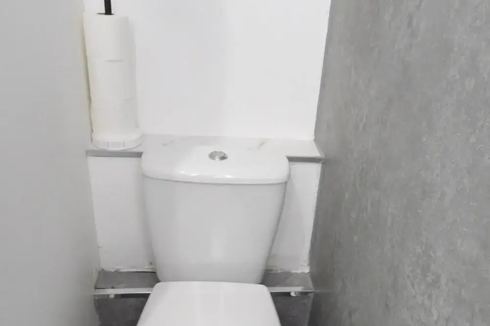 2bed Apt Sleeps 4-near Meadows Park, Parking, Wifi