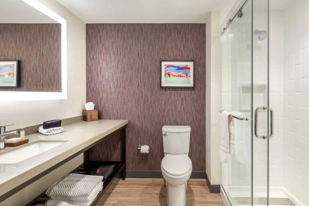 Cambria Hotel Denver Downtown RiNo