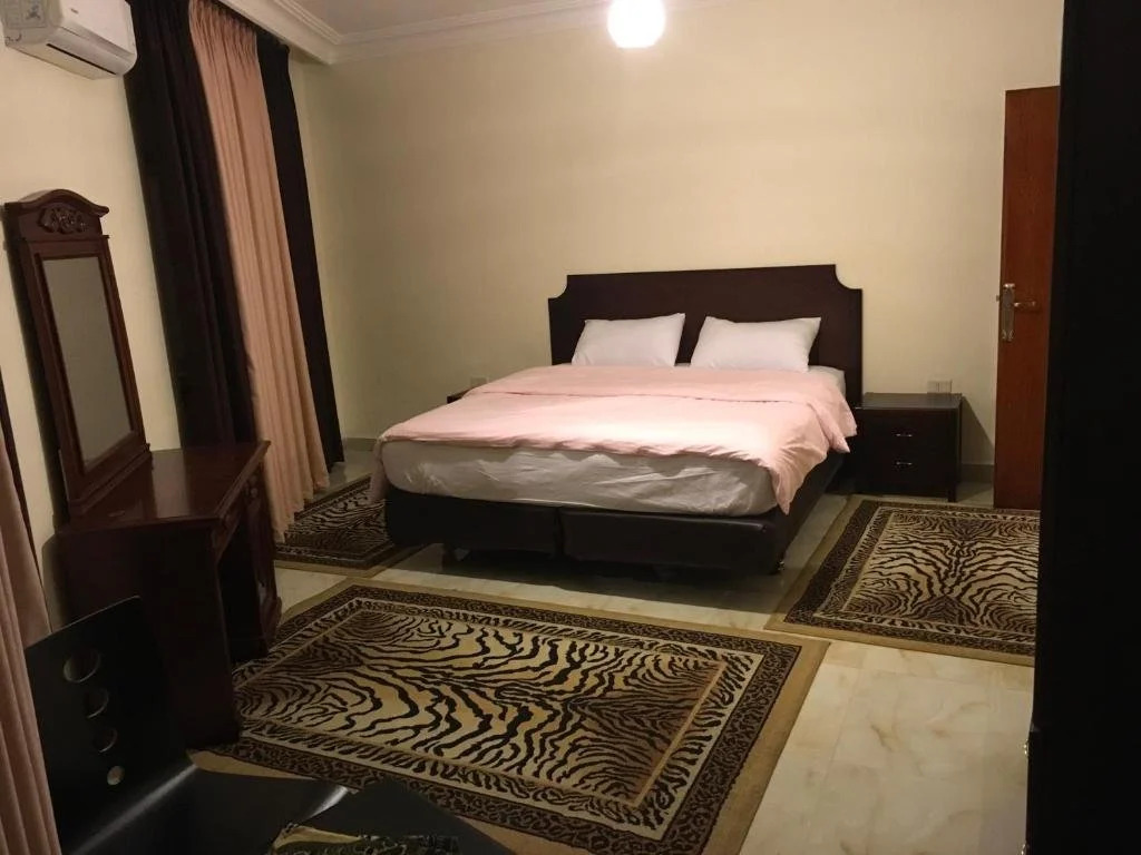 Suzan Hotel Apartments