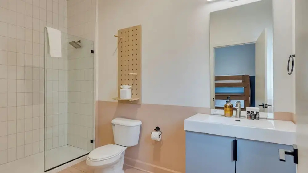 Sleeps 44 4 Themed Lofts w/ Skyline Balconies, Neon Backdrops & Glam Kitchensperfect for Nashville Group Stays The Swift Retreat by Avantstay