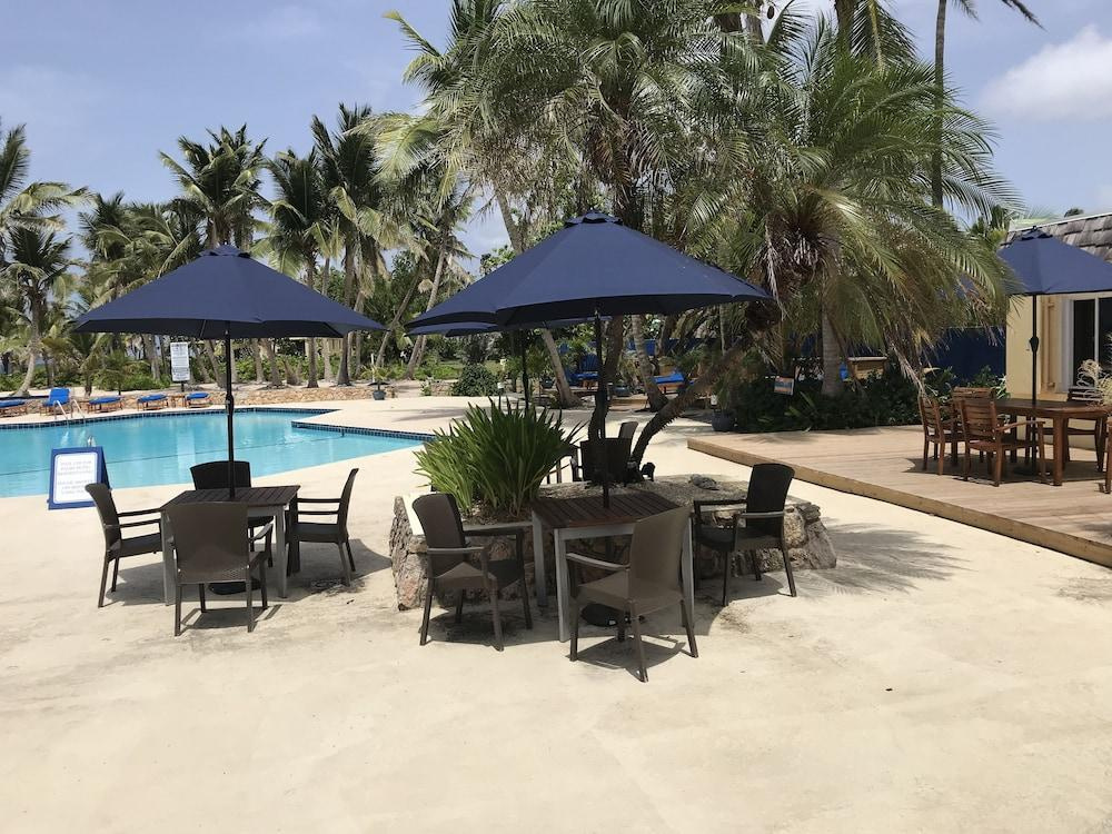 Palms Resort and Beach