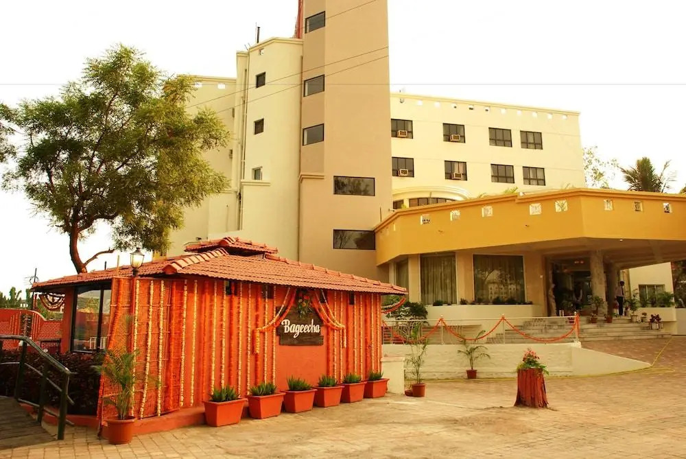 Plaza Palace Hotel