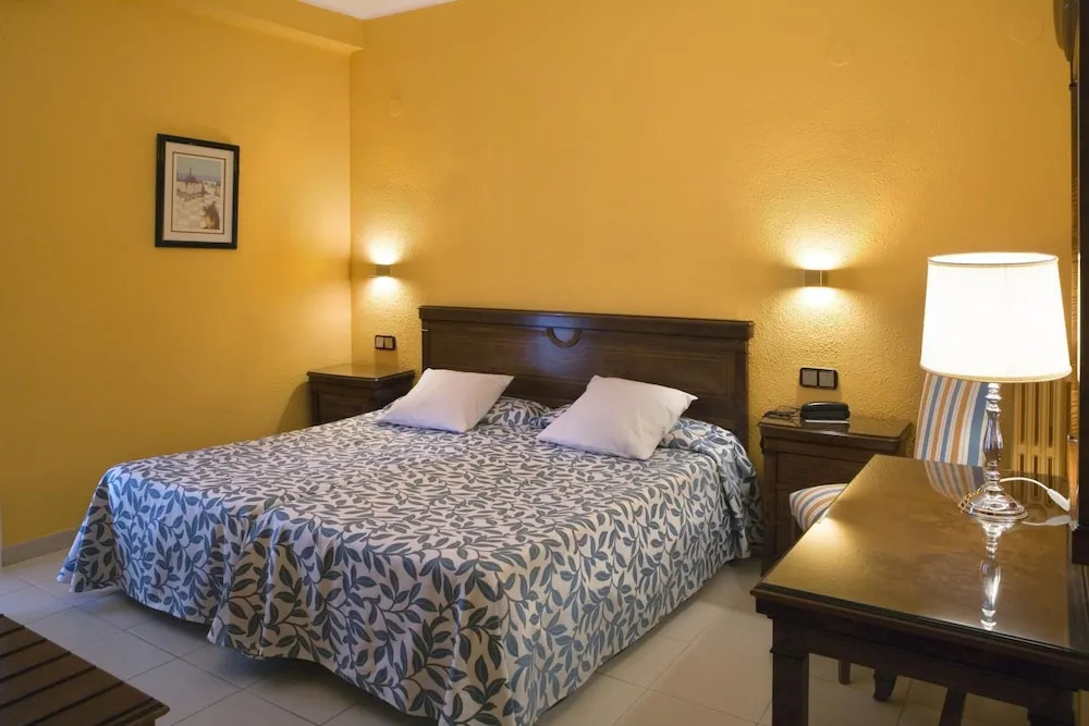 Hotel Rovira