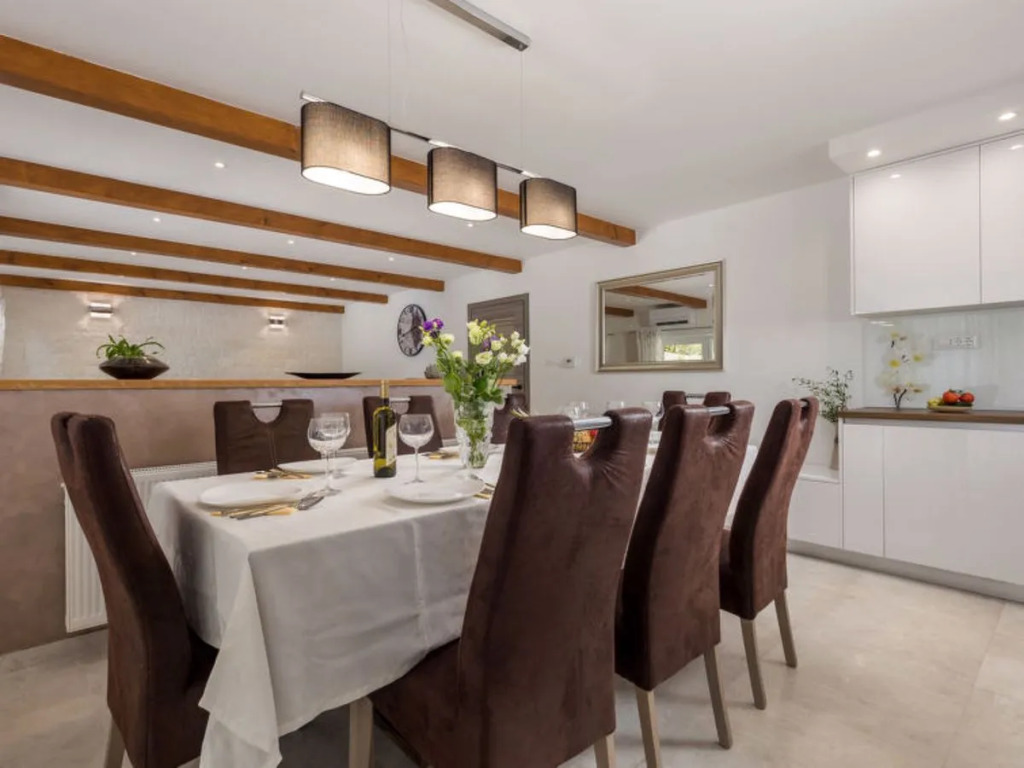Holiday Home Matea by Interhome