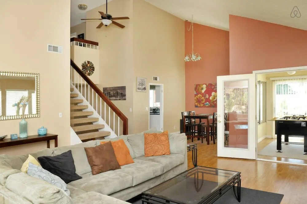 Luxury 4br 8min to Las Vegas Strip