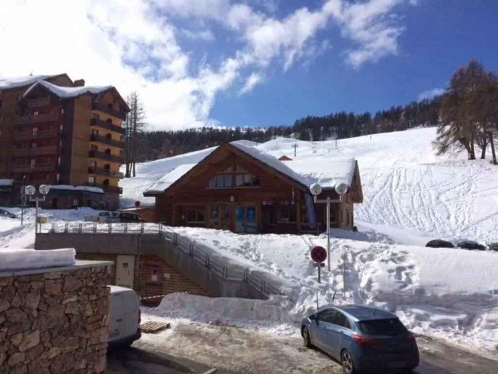 Appartement Risoul, 2 pièces, 5 personnes - FR-1-330-474