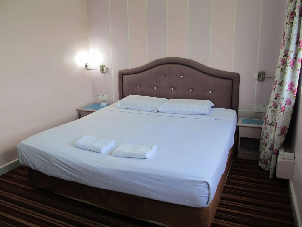 Hotel Sungai Emas