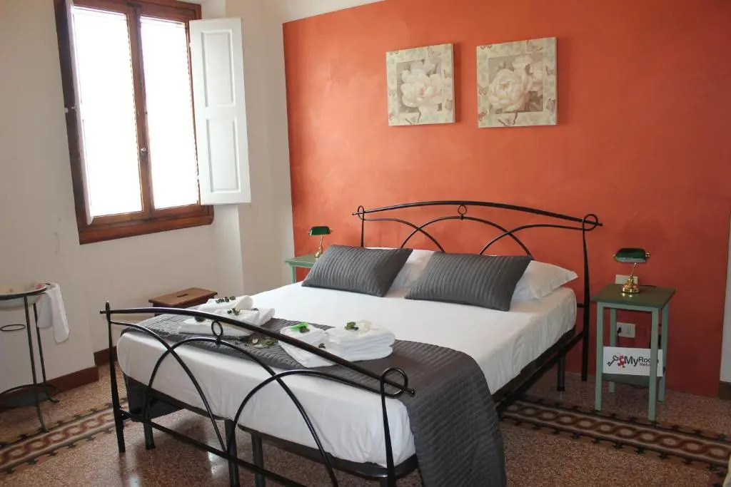 My Room Center San Salvi