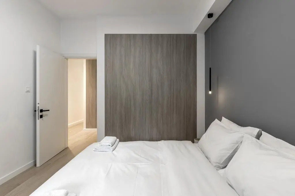 Pangrati Grove Apartment