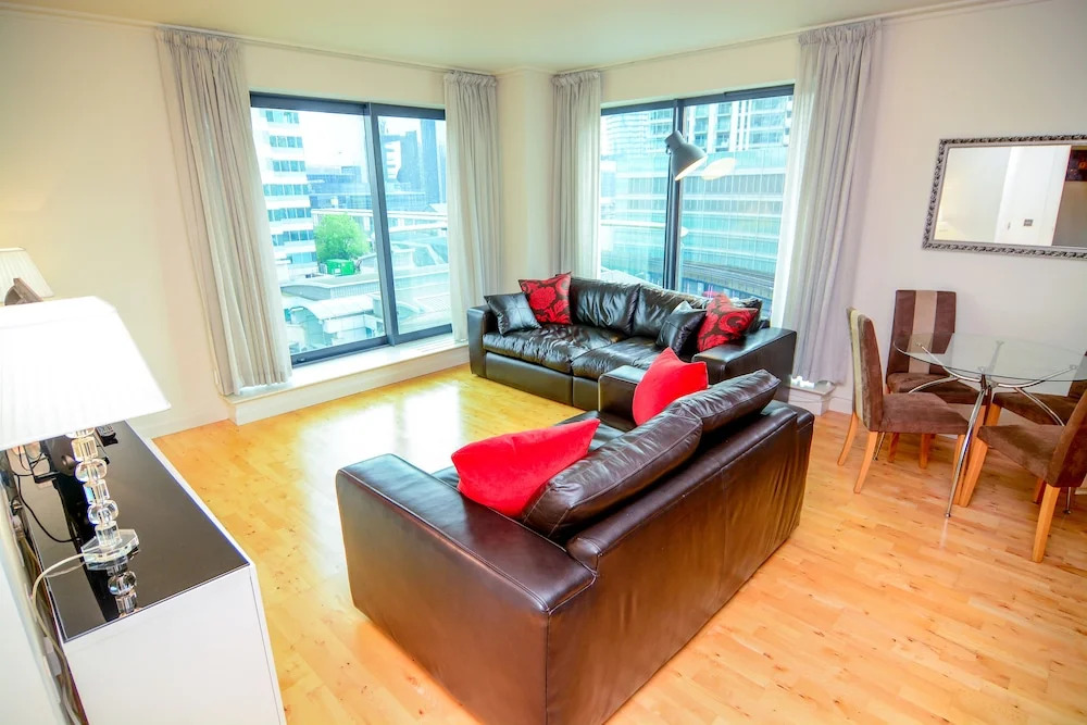 Discovery Dock Apartments East by Primestay London