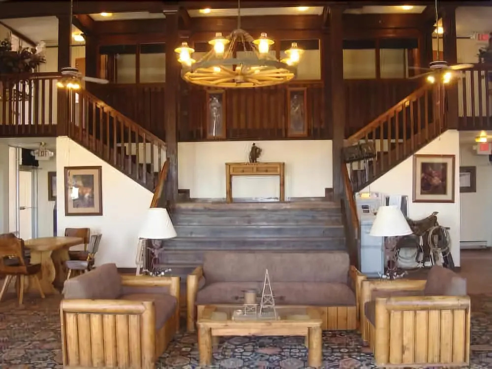 Hotel  Suites Midland West